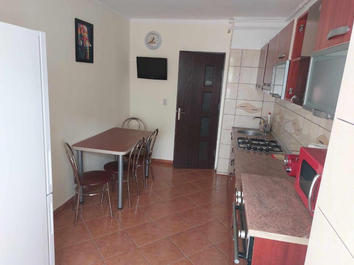 Eugenia Apartament โปลเยชต์ ภายนอก รูปภาพ